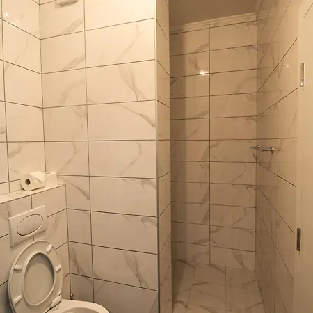 20 Apartment *