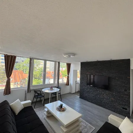Apartman Tuzla * Τούζλα